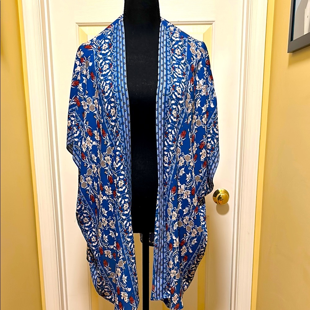 Max Studio Blue Floral Kimono